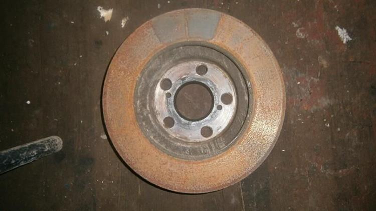 Тормозной диск Тойота Приус в Хасавюрте 12553