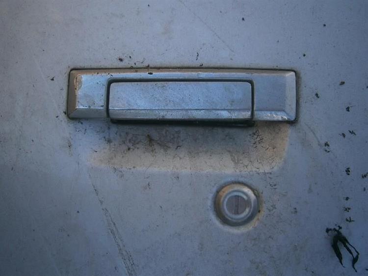 Дверь Тойота Таун Айс в Хасавюрте 15430
