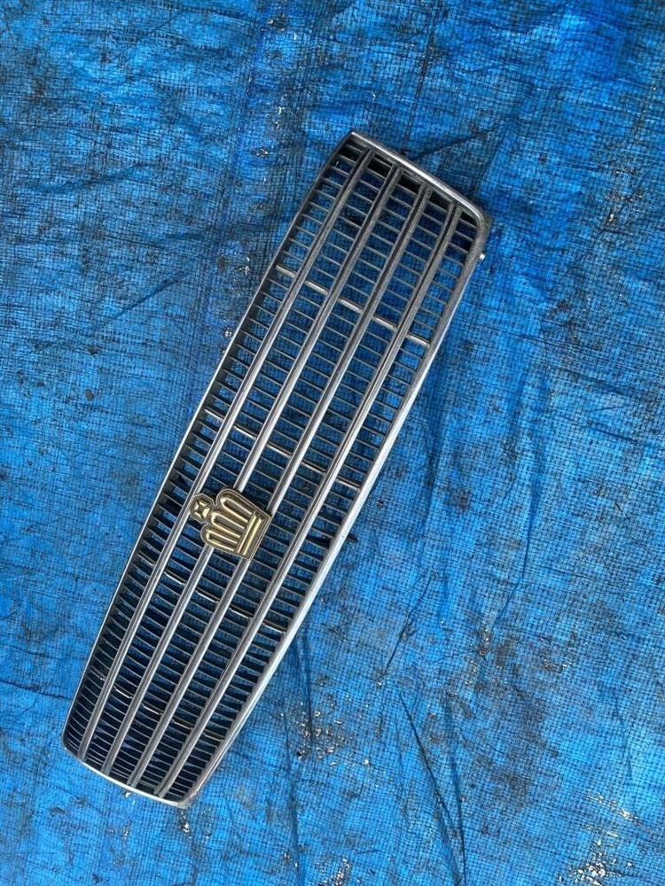 Решетка радиатора Тойота Краун в Хасавюрте 193895