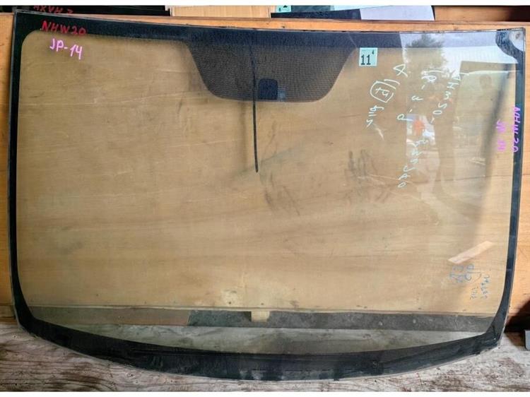 Лобовое стекло Тойота Приус в Хасавюрте 249558
