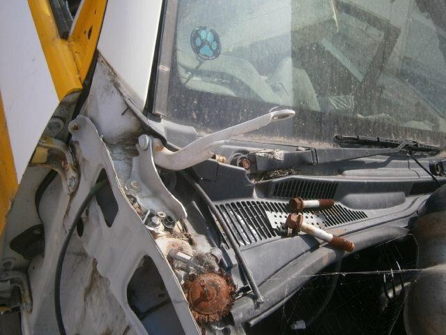 Решетка под лобовое стекло Тойота Хайлюкс Сурф в Хасавюрте 29486