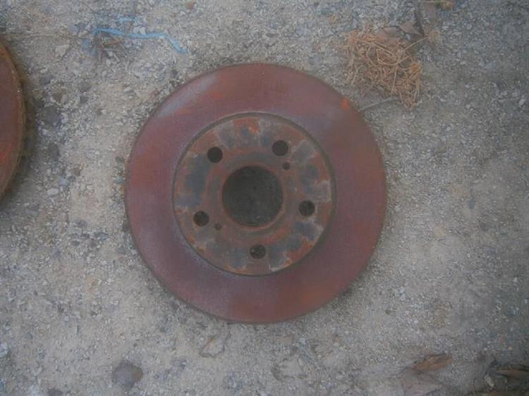 Тормозной диск Тойота Приус в Хасавюрте 81565
